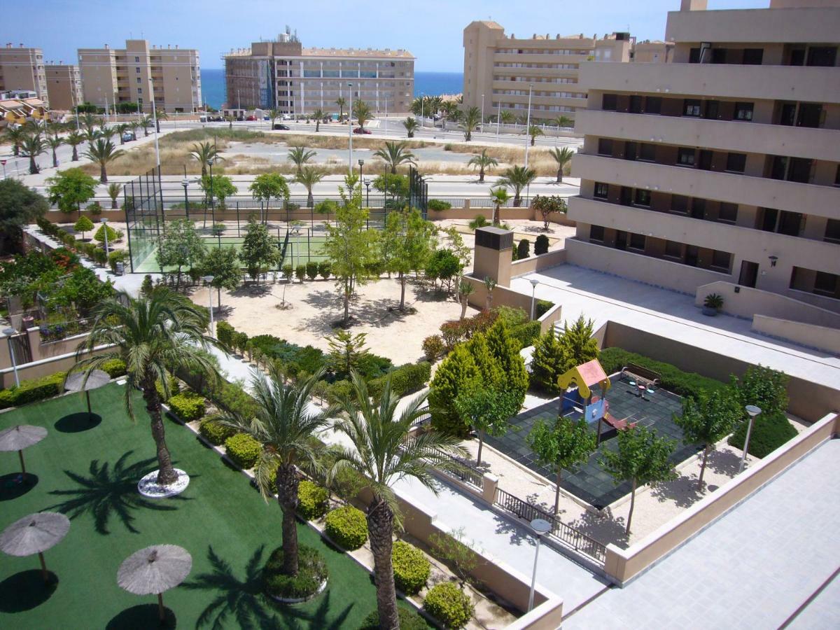 Descansa Y Disfruta De Las Mejores Playas Arenales del Sol Exterior foto